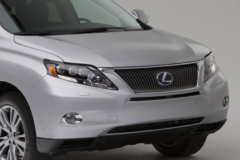 Illustration for article titled 2010 Lexus RX 350 and RX 450h Push Bland to New Heights